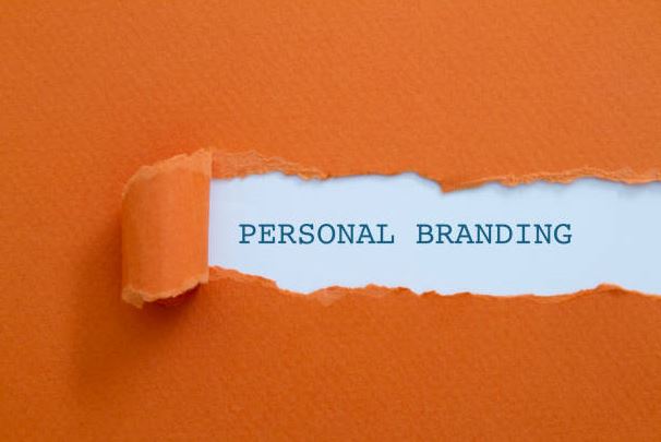 personal branding di media sosial manfaat personal branding media sosial strategi personal branding di media sosial TMN Institute TMN Institute TMN Institute