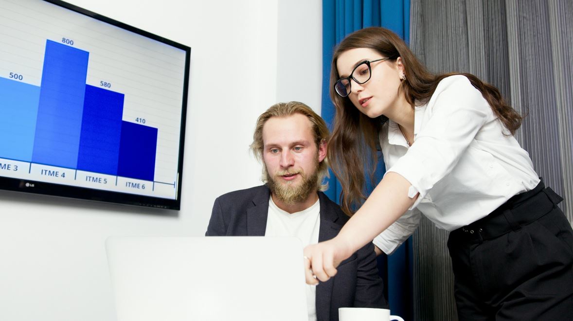 Long-tail keyword apa itu long tail-keyword pentingnya long-tail keyword TMN Institute TMN Institute TMN Institute