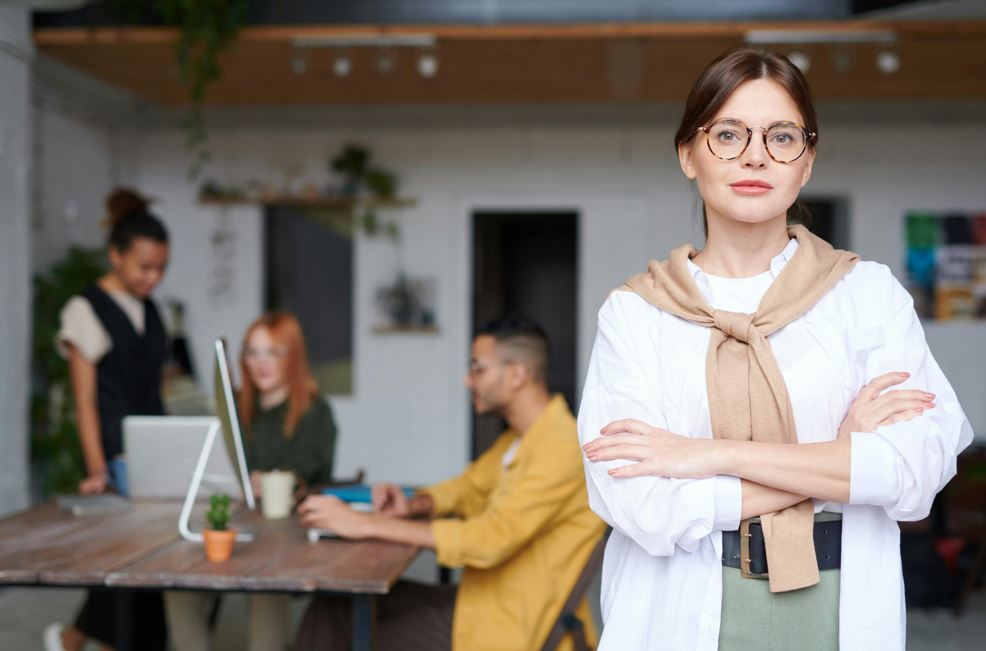 Bisnis digital apa itu bisnis digital apa saja contoh bisnis digital TMN Institute TMN Institute TMN Institute