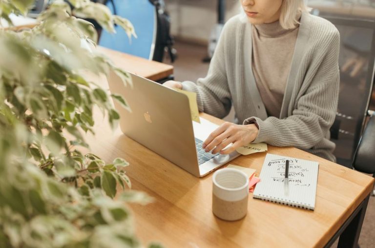Marketing associate Apa itu marketing associate marketing associate job description TMN Institute TMN Institute TMN Institute